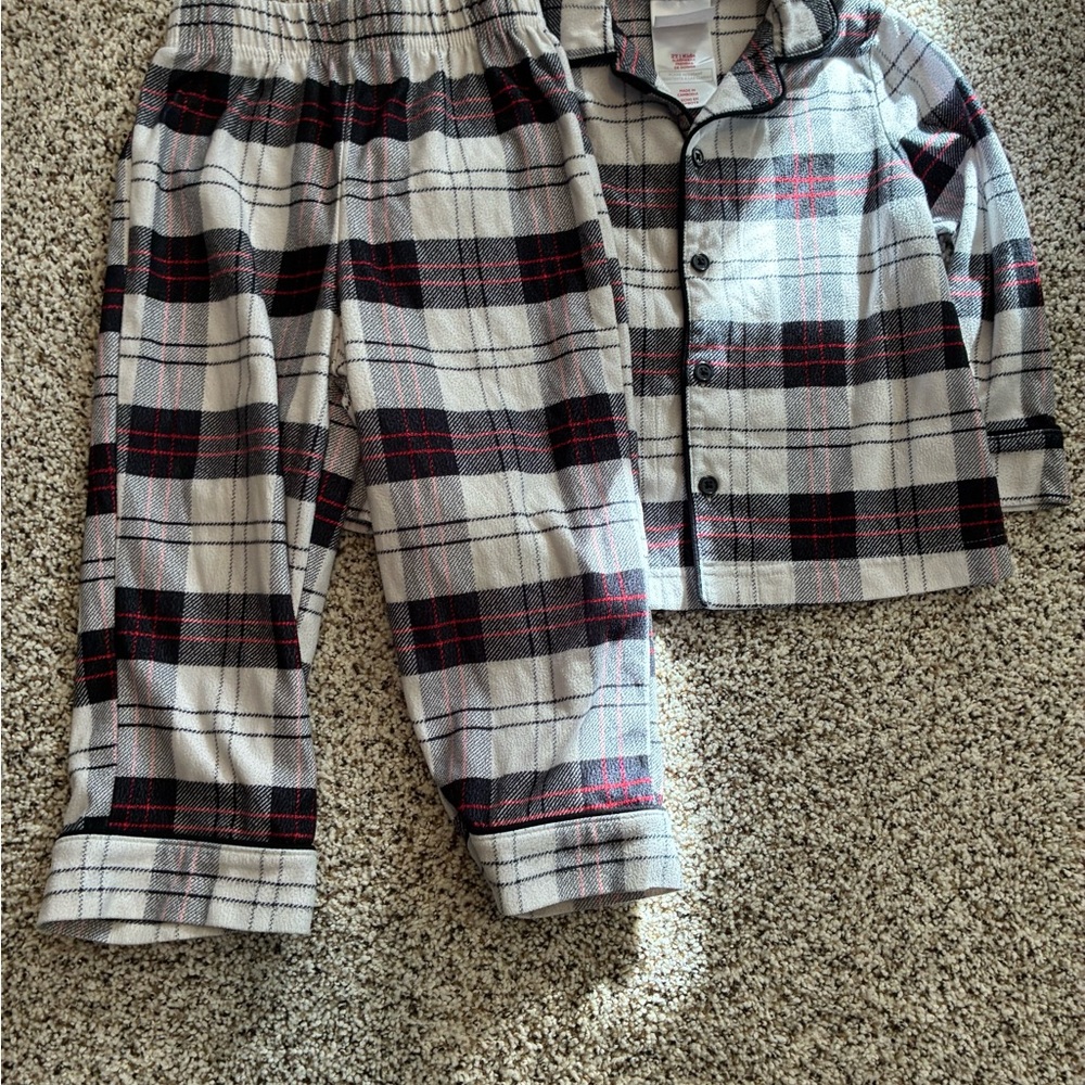 Kids Plaid Flannel Pajama Set - Gray & Black with Red Accents